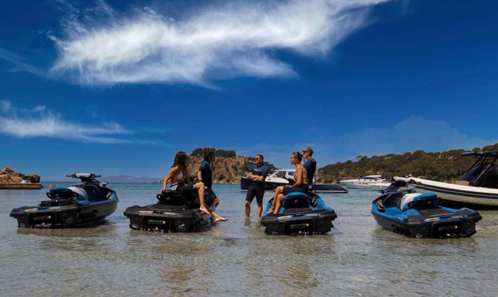 randonnées en jet ski à cavalaire dans le var